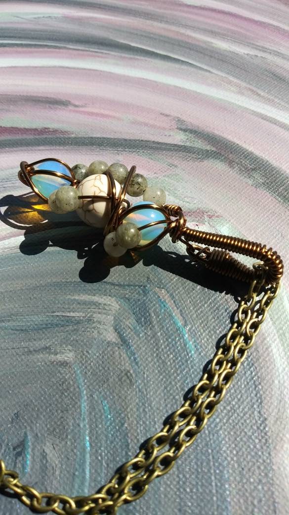 Mad Images. Opalite, howlite and labradorite necklace. Made by Eyesthatburnthemind.