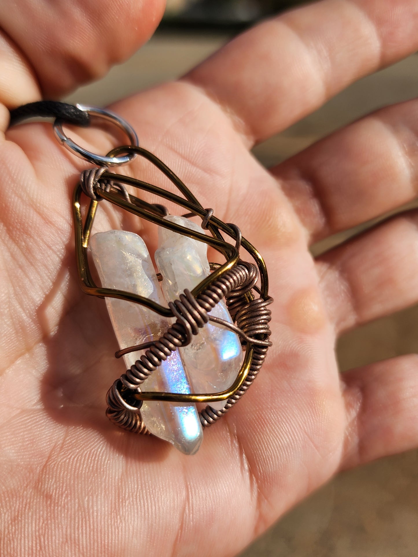 Trapped Companion. Flashed Quartz crystal necklace. Made by Eyesthatburnthemind.