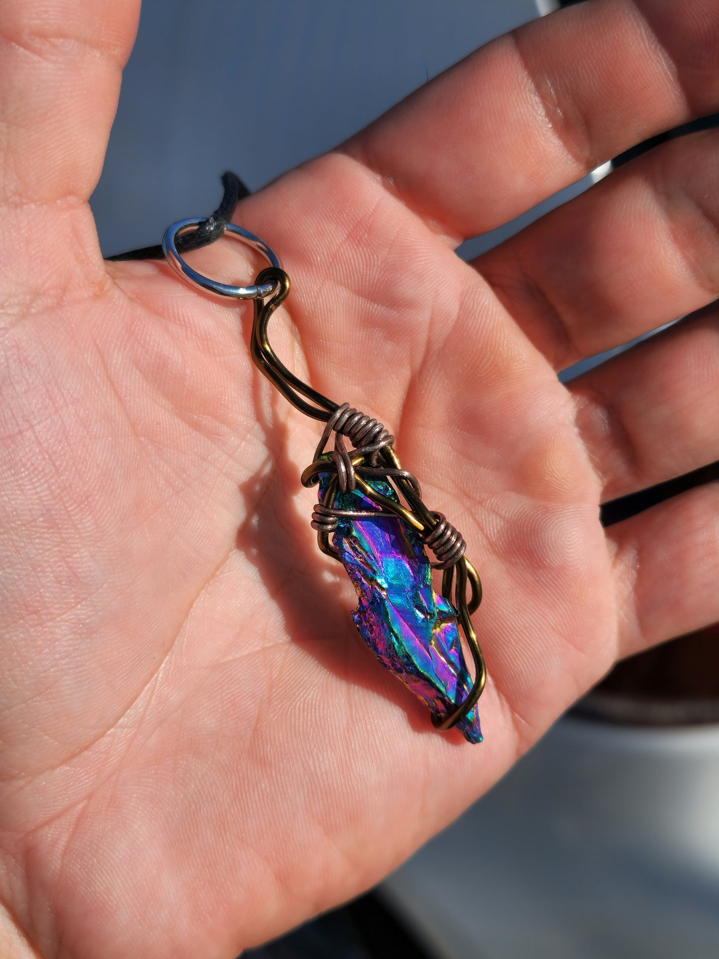 Crystal Aura Catalyst. Flashed Amethyst Crystal Necklace. Made by Eyesthatburnthemind.