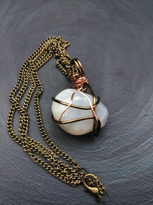 Handmade Agate wrapped in copper wire necklace. Metal chain. Higher frequency and energy balancing. Made by Eyesthatburnthemind.