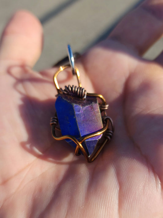 Radiant Chaos. Flashed quartz crystal necklace. Made by Eyesthatburnthemind.