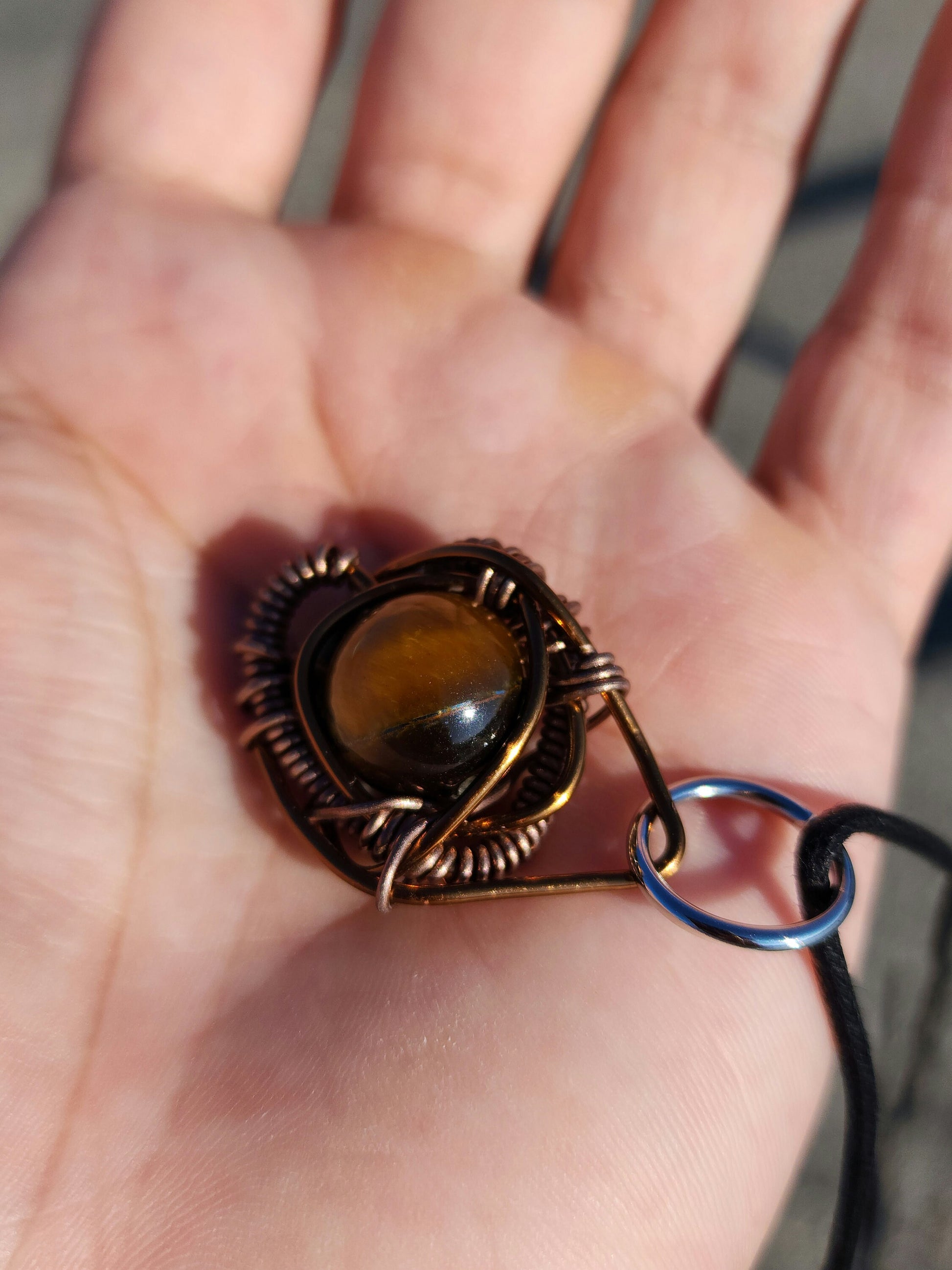 Primordial Vision. Golden Tigers Eye necklace. Made by Eyesthatburnthemind.